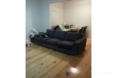 Property photo of 39 Frederick Street Newtown QLD 4305