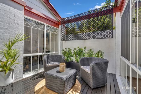 Property photo of 19 Perry Court Roxburgh Park VIC 3064