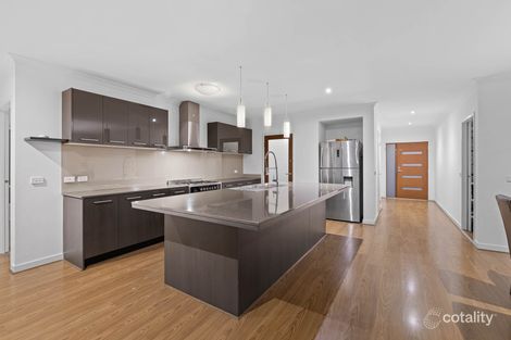Property photo of 11 Taradale Street Cranbourne North VIC 3977