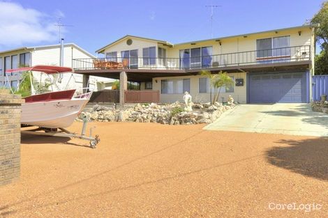 Property photo of 54 Queen Parade Wannanup WA 6210