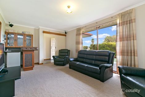 Property photo of 35 Zenobia Crescent Modbury North SA 5092