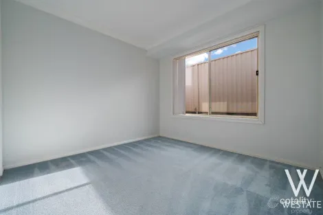 Property photo of 17 Sundown Drive Kelso NSW 2795