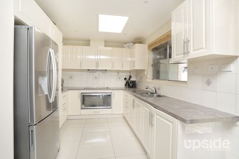 Property photo of 42 Finton Grove Gladstone Park VIC 3043