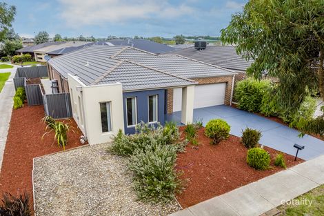 Property photo of 20 Gladiolus Circuit Cranbourne North VIC 3977