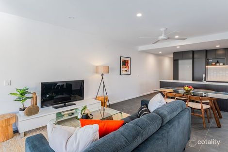 Property photo of 202/50 Garden Terrace Newmarket QLD 4051