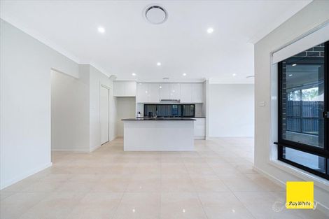 Property photo of 32 Kidd Close Bidwill NSW 2770
