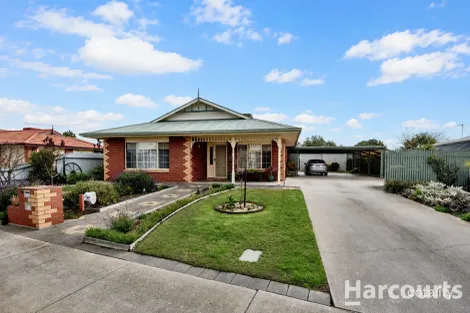 8 FRASER DR, HORSHAM, VIC 3400