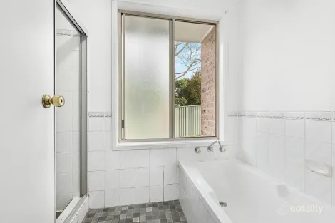 Property photo of 1 Lyndall Close Kincumber NSW 2251