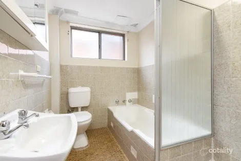 Property photo of 2/52 Myers Street Roselands NSW 2196