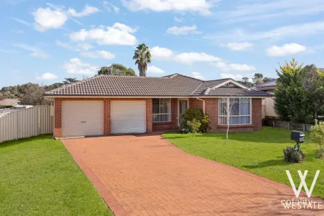 Property photo of 17 Sundown Drive Kelso NSW 2795