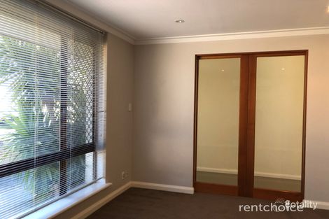 Property photo of 31 Mandalay Place Craigie WA 6025