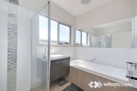 Property photo of 2/74 Bradman Boulevard Traralgon VIC 3844