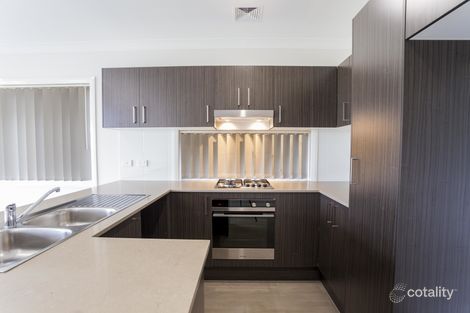 Property photo of 12 Aspect Crescent Colebee NSW 2761