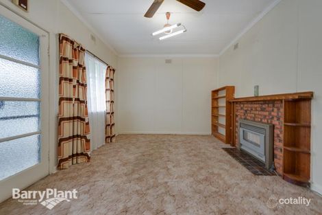 Property photo of 15 Leman Crescent Noble Park VIC 3174