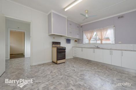 Property photo of 15 Leman Crescent Noble Park VIC 3174