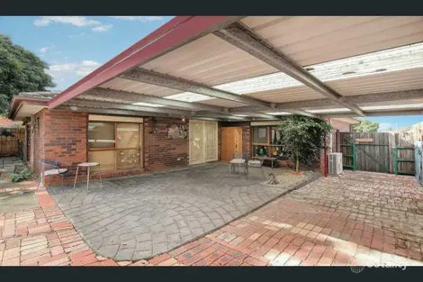 Property photo of 3 Cimberwood Drive Craigieburn VIC 3064