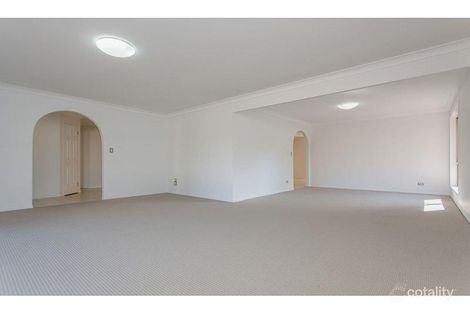 Property photo of 75 Montanus Drive Bellbowrie QLD 4070