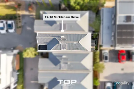 Property photo of 17/10 Mickleham Drive Cranbourne North VIC 3977