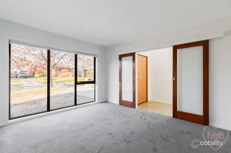 Property photo of 30 Caldwell Street Hackett ACT 2602
