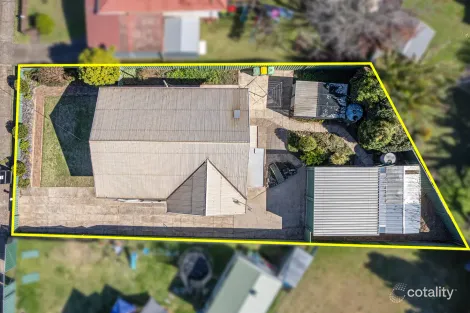 Property photo of 51 Gleeson Crescent Harlaxton QLD 4350