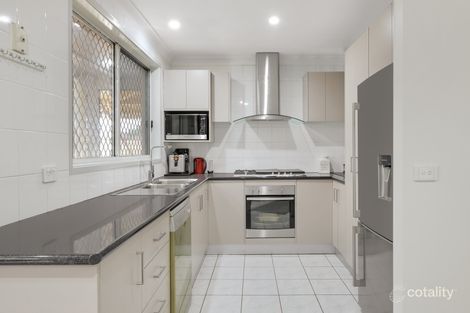 Property photo of 39 Francisco Crescent Rosemeadow NSW 2560