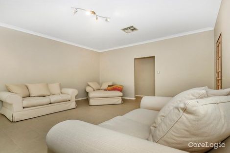 18 Bonnard Cres, Ashby, WA 6065