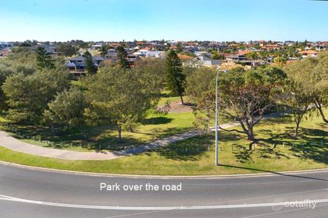 Property photo of 23 Merrifield Place Mullaloo WA 6027