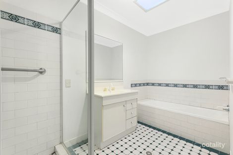 Property photo of 15/82-88 Daintree Drive Albion Park NSW 2527