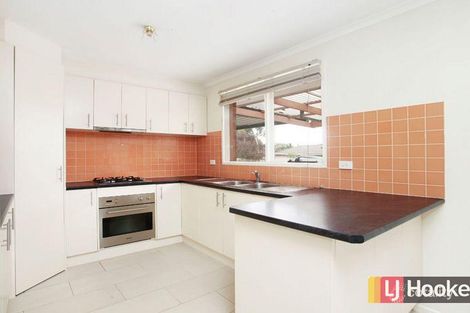Property photo of 2 Lesley Drive Hampton Park VIC 3976