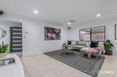 Property photo of 21 Modred Street Carindale QLD 4152