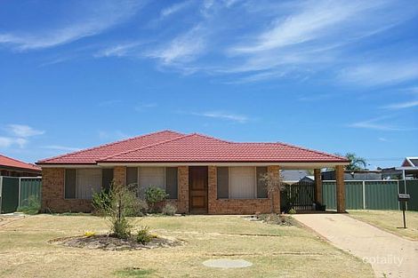 56 David St, Maida Vale, WA 6057