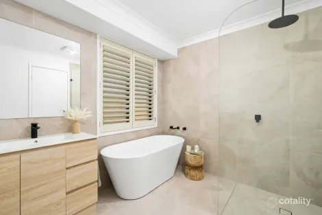 Property photo of 7 Dulwich Road Springfield NSW 2250