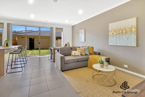 Property photo of 16 Broadbeach Circuit Point Cook VIC 3030