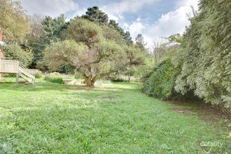 Property photo of 16 Innes Road Gembrook VIC 3783