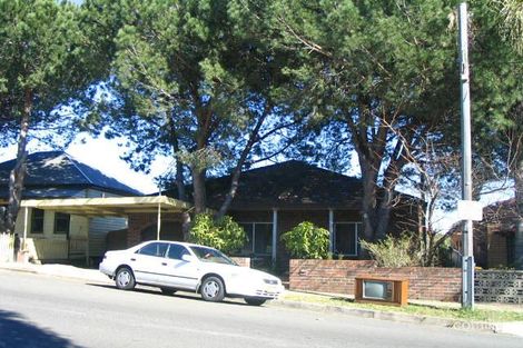 15 Loch St, Campsie, NSW 2194