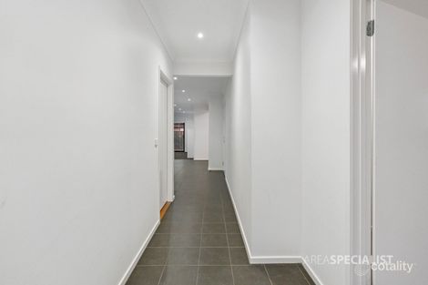 Property photo of 14 Palladino Way Tarneit VIC 3029