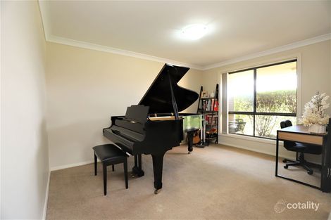 Property photo of 24 Mary Angove Crescent Cootamundra NSW 2590