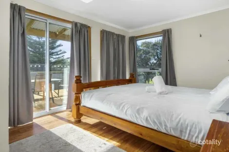 Property photo of 4 Nailer Avenue Bicheno TAS 7215
