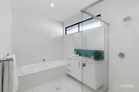 Property photo of 116 Splendor Place Birtinya QLD 4575