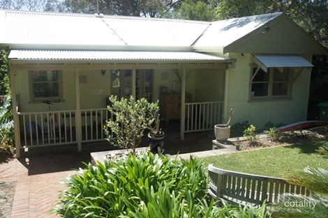 Property photo of 21 Warri Crescent Macmasters Beach NSW 2251