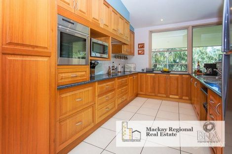 Property photo of 19 Aprile Court Dumbleton QLD 4740