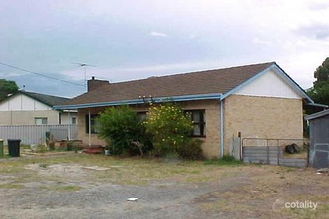 33 Connemara Dr, Thornlie, WA 6108