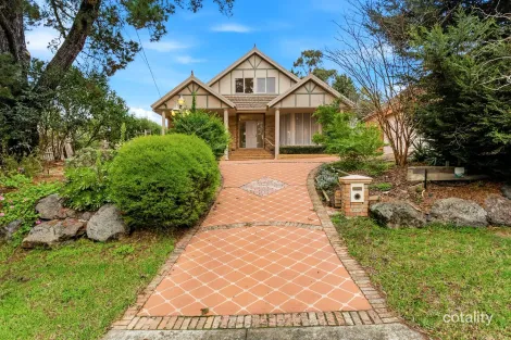 11 Pine Rdge, Donvale, VIC 3111