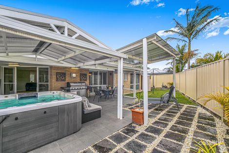 Property photo of 5 Warbler Way Tumbi Umbi NSW 2261