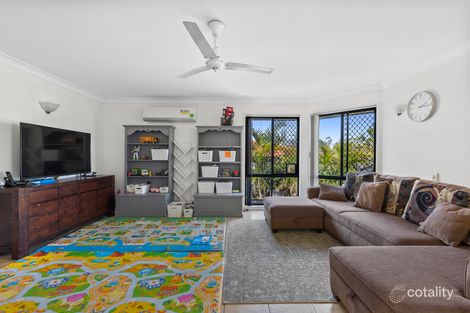 Property photo of 11 Edinburgh Close Upper Kedron QLD 4055