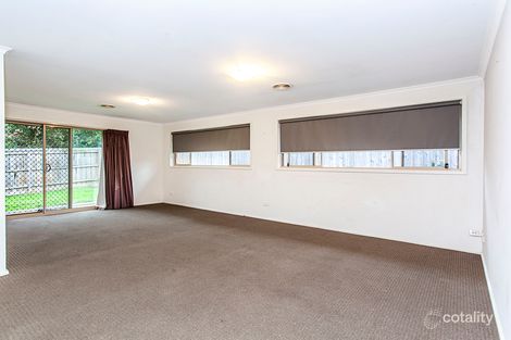 Property photo of 3 Gray Court Mooroolbark VIC 3138