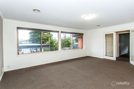 Property photo of 3 Gray Court Mooroolbark VIC 3138