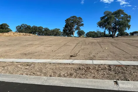 28 Robertson Pde, Mount Barker, SA 5251