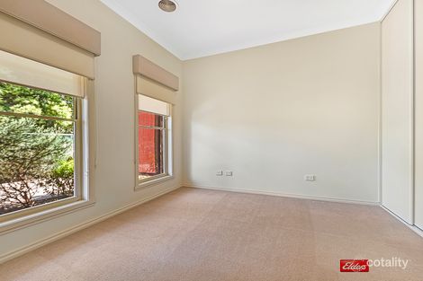 Property photo of 2/30 Echuca Road Rochester VIC 3561