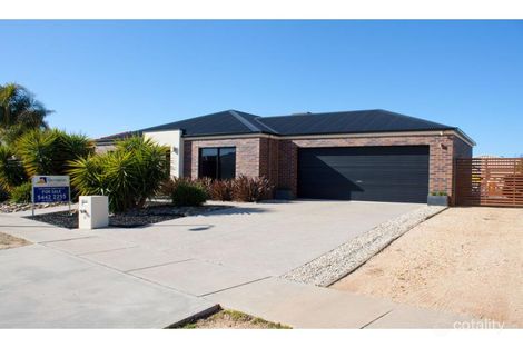 6 Greenfield Dr, Epsom, VIC 3551